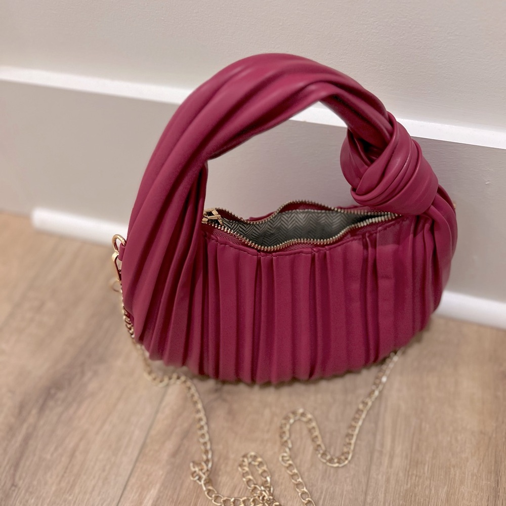 Elegant Pleated Pink Handbag